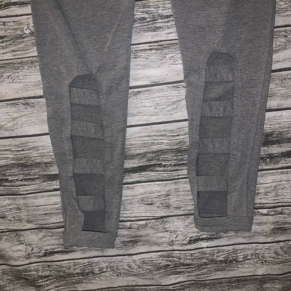 🔴SOLD🔴Victoria’s Secret Pink Yoga Legging❣️ - Picture 7 of 7